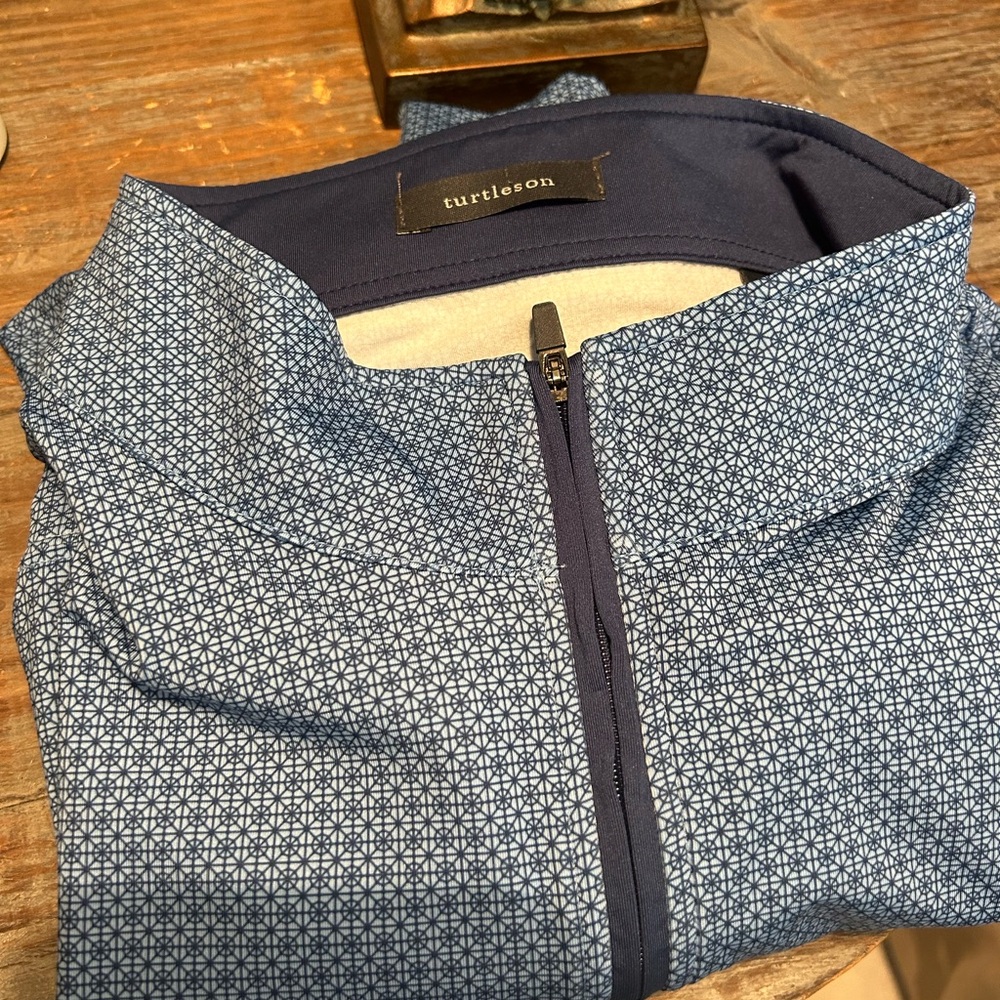 Turtleson Size Large - Picture 3 of 3